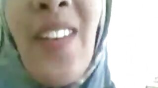 Roosas daam tahab ainult seksi - 2022-03-16 10:01:22